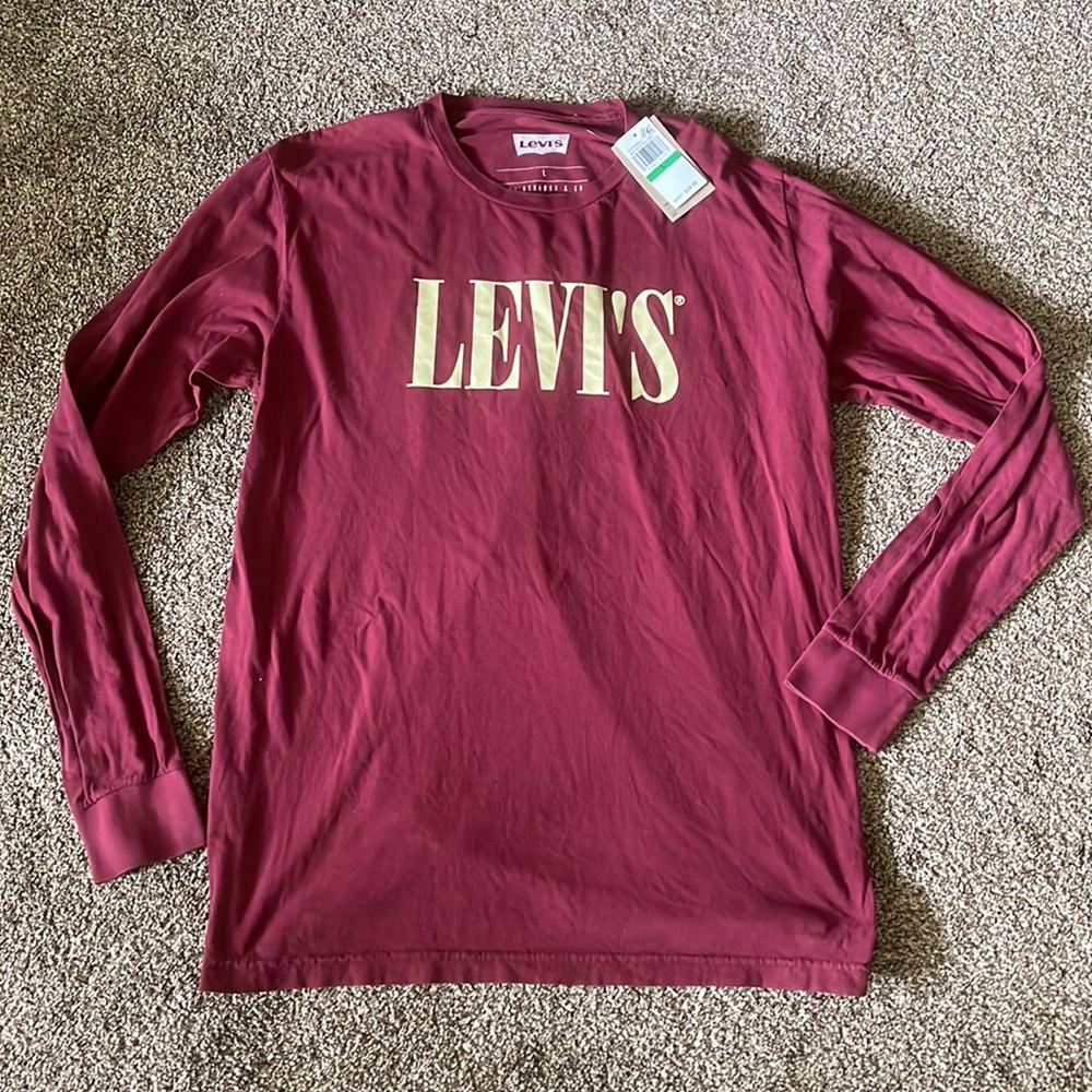 Levi’s Men’s Serif Long Sleeve Tee - Maroon